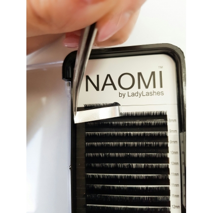 Perfekcyjne rzęsy NAOMI 0.10 0.12 D MIX do lekkich objętości