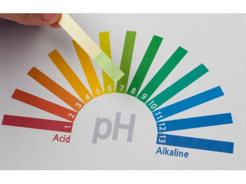 Sekret trwałych rzęs - Czy pH cleanera ma znaczenie?